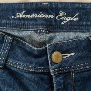 American Eagle size 8 boot cut jeans